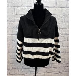 Shein Quarter zip oversized cropped sweater Black/White Small